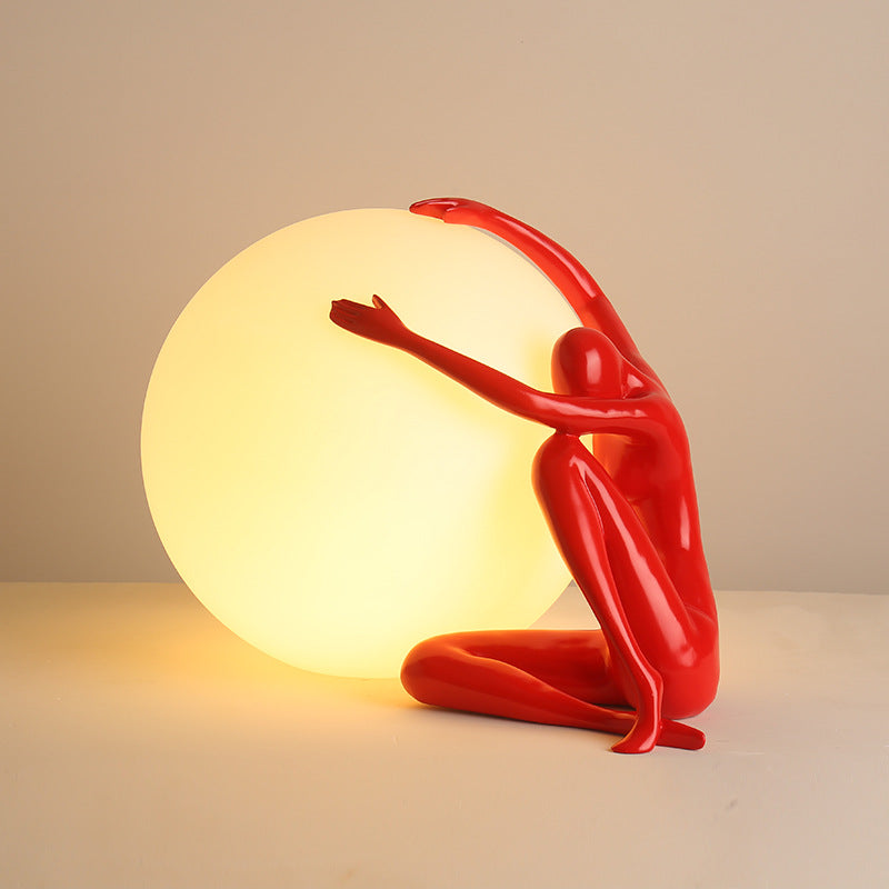 Human-shaped Ball-holding Desk Lamp