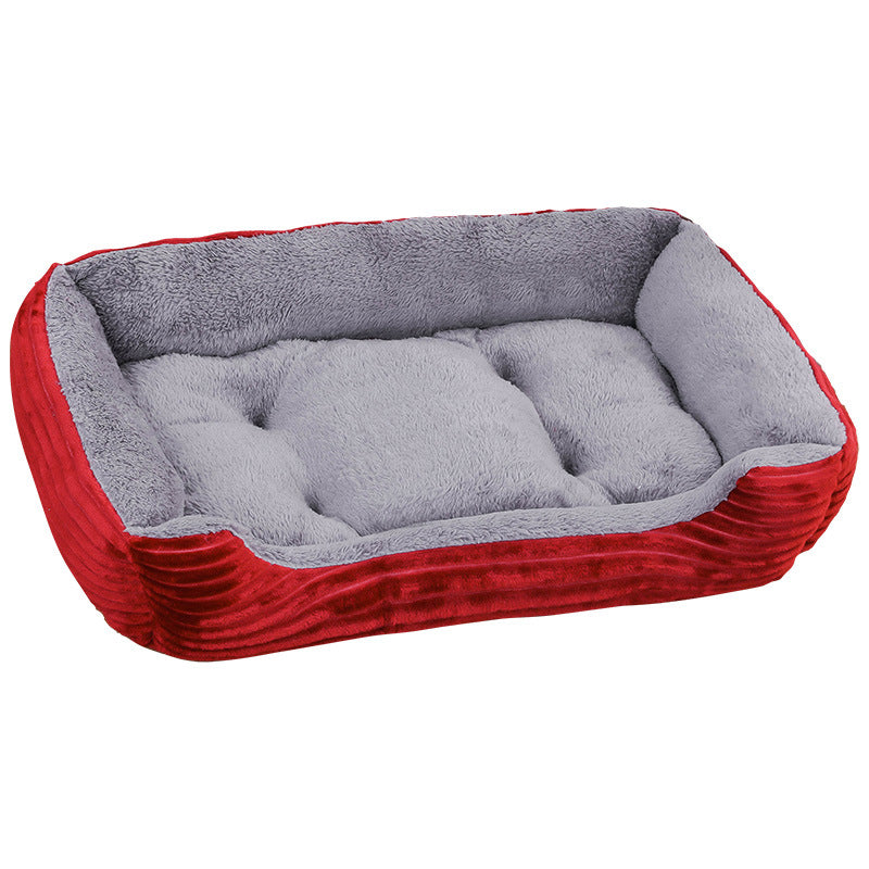 All-Season Pet Kennel and Mat for Cats and Dogs