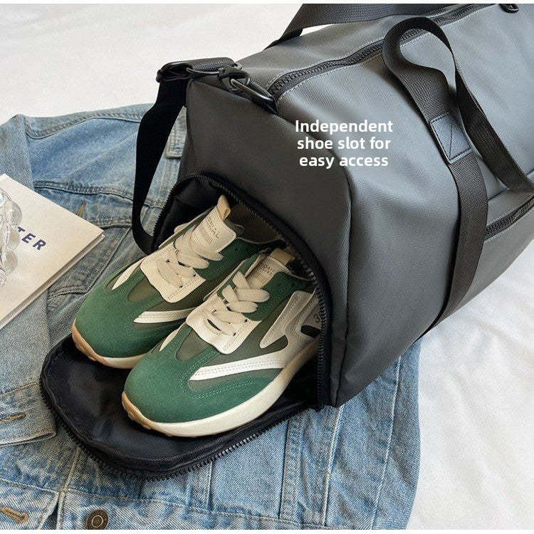 Large-capacity sports and fitness bags