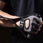 Sports and fitness gloves, breathable